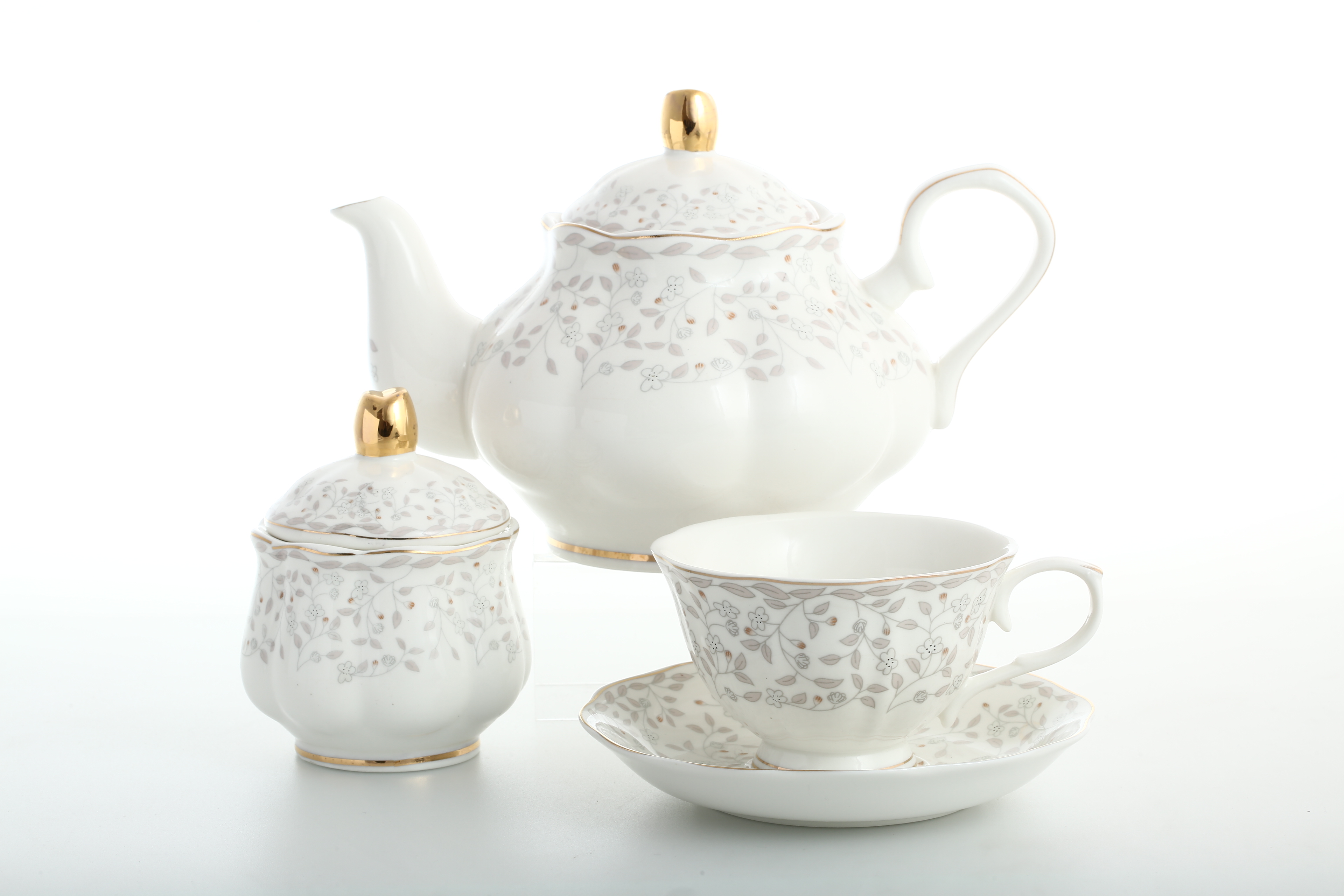 Сервизы royal. Чайный сервиз Вивьен. Чайный сервиз Loraine 25070. Royal Classics England collection чайный сервиз. Сервиз Вивьен Лефард.