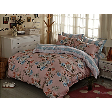 Комплект постельного белья Cleo Цветы на розовом фоне сатин, 1,5 сп. 
