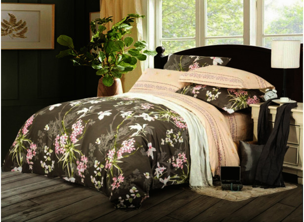 Комплект постельного белья Сайлид Цветы на бежево-сером фоне сатин евро макси