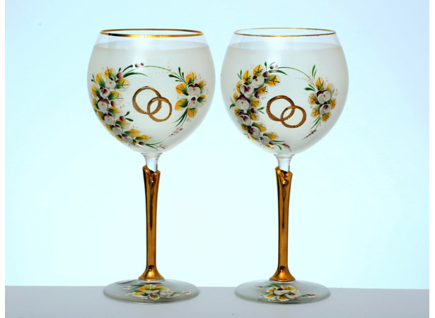 Свадебный набор из 2-х бокалов для вина Лепка белая 570 мл