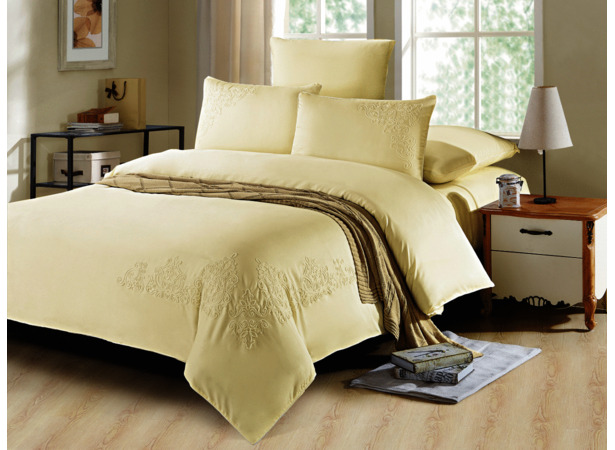 Комплект постельного белья Cleo Светло-желтый модал с вышивкой евро макси