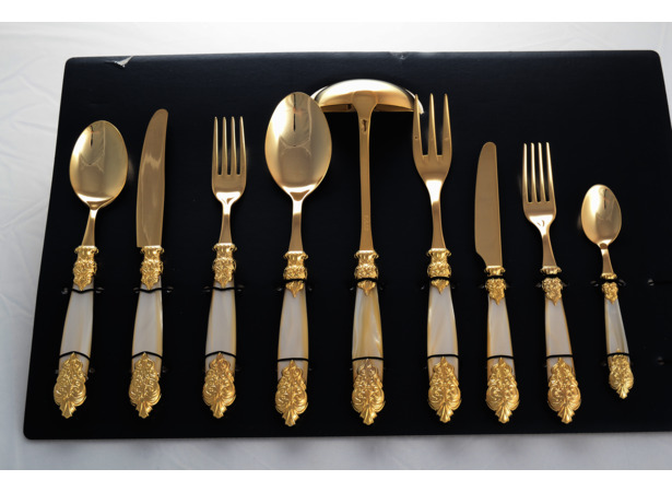 Набор столовых приборов Versailles Domus 75 предметов (золото)