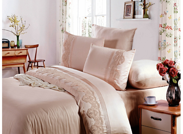 Комплект постельного белья Cleo Светло-розовый модал с гипюром евро макси