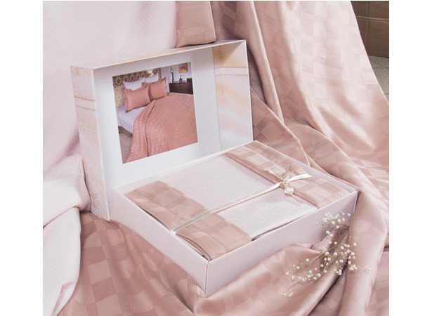Комплект постельного белья Фиалка страйп-сатин евро макси (подарочная коробка)