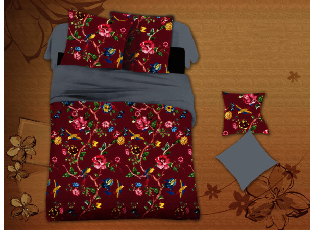 Комплект постельного белья Cleo Цветочный орнамент на бордовом фоне микросатин 15 сп